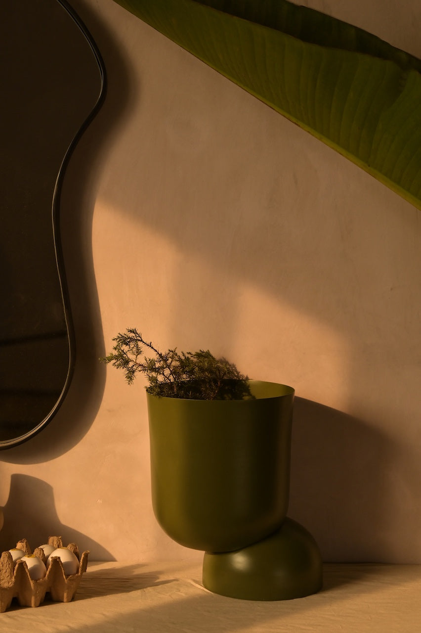 Lino Vase by Nara Livin