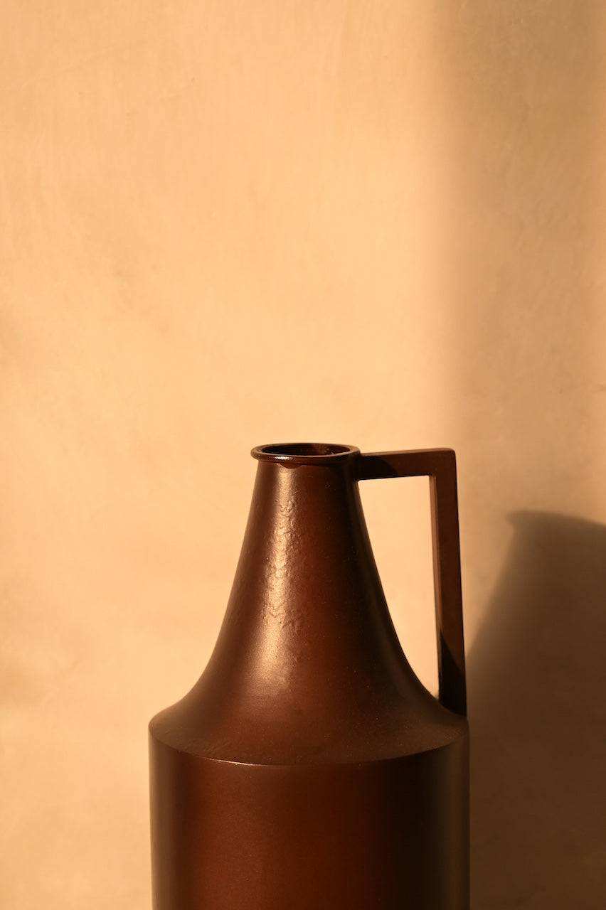Nova Vase by Nara Livin