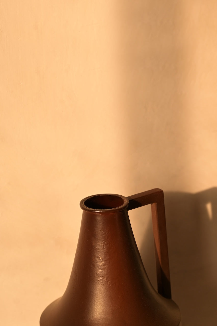 Nova Vase by Nara Livin