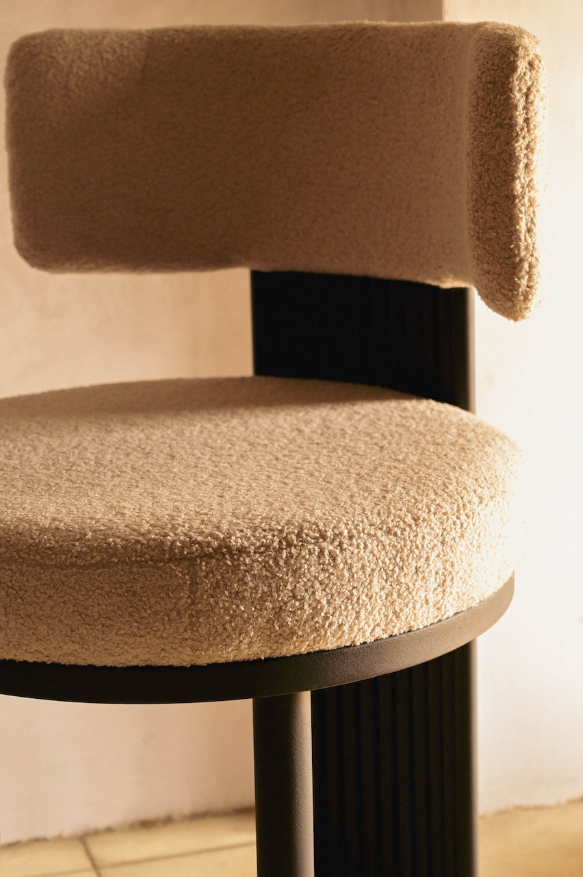 Poise Chair by Nara Livin