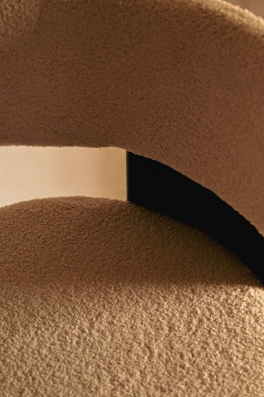 Poise Chair by Nara Livin