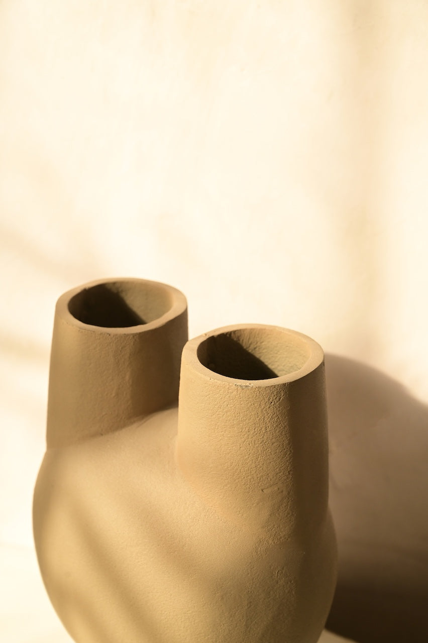 Urn Vase by Nara Livin