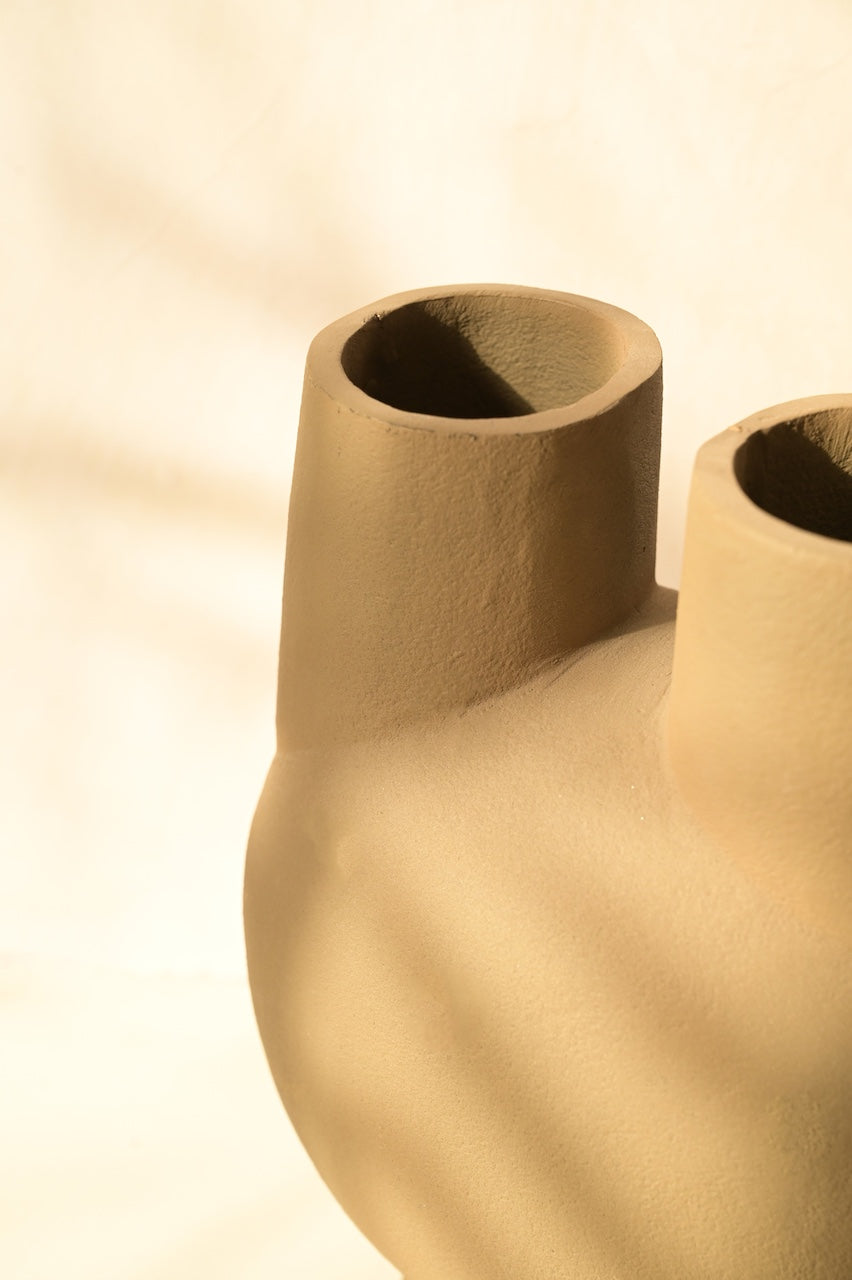 Urn Vase by Nara Livin