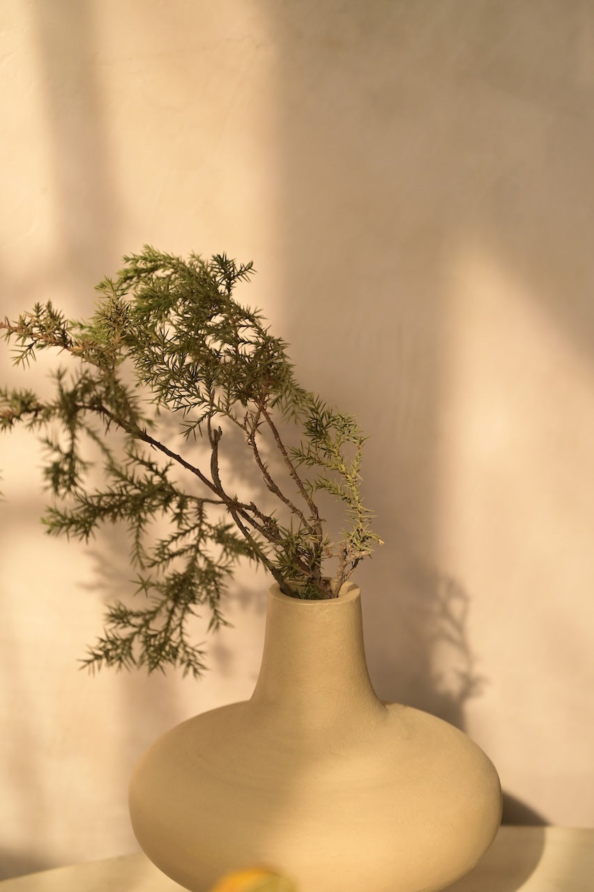 Verona Vase by Nara Livin