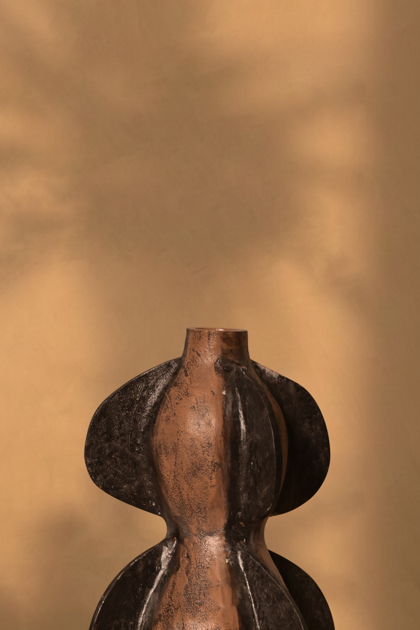 Arca Vase (Signature Catalogue)
