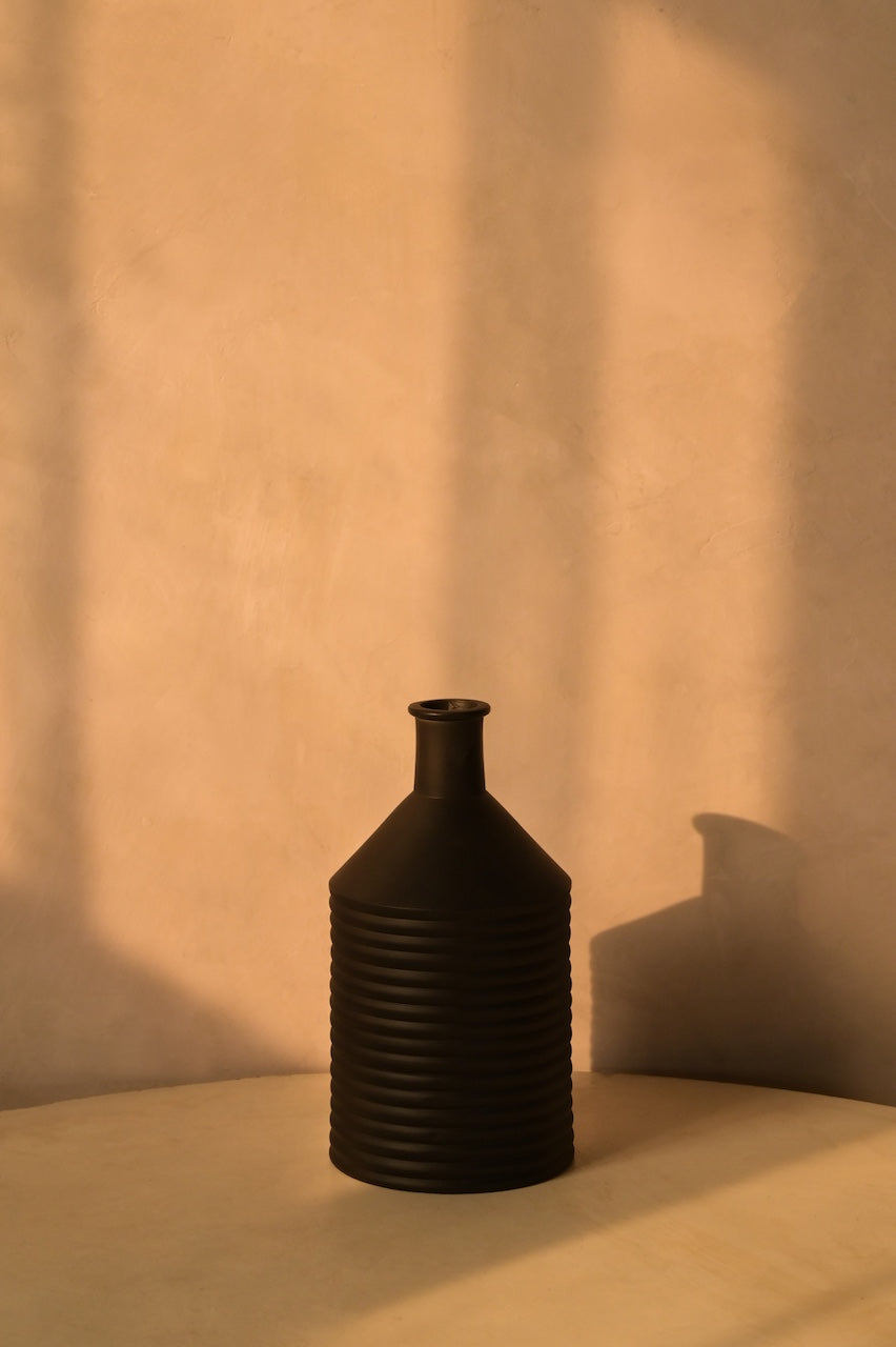 Alba Vase by Nara Livin