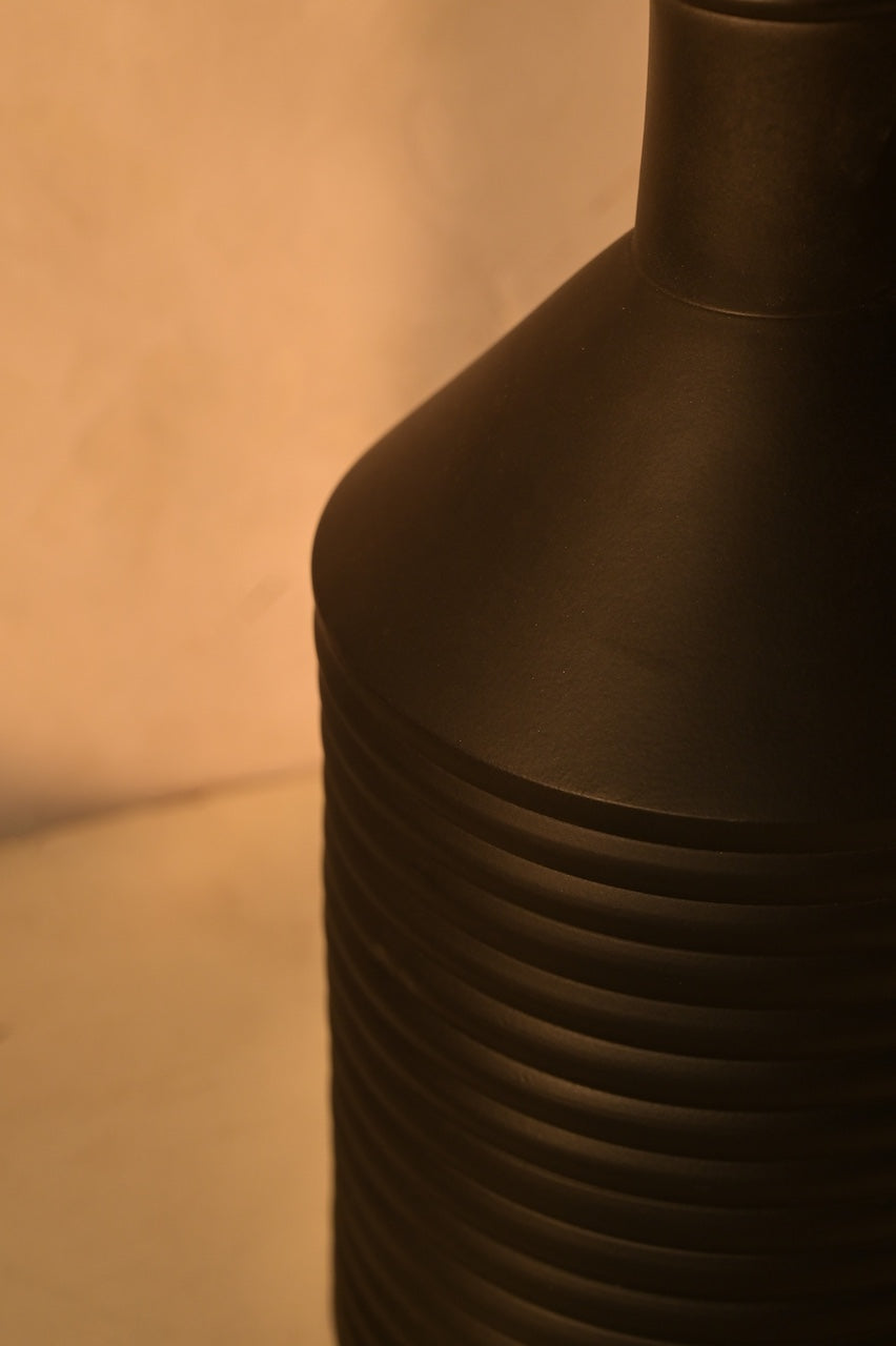 Alba Vase by Nara Livin