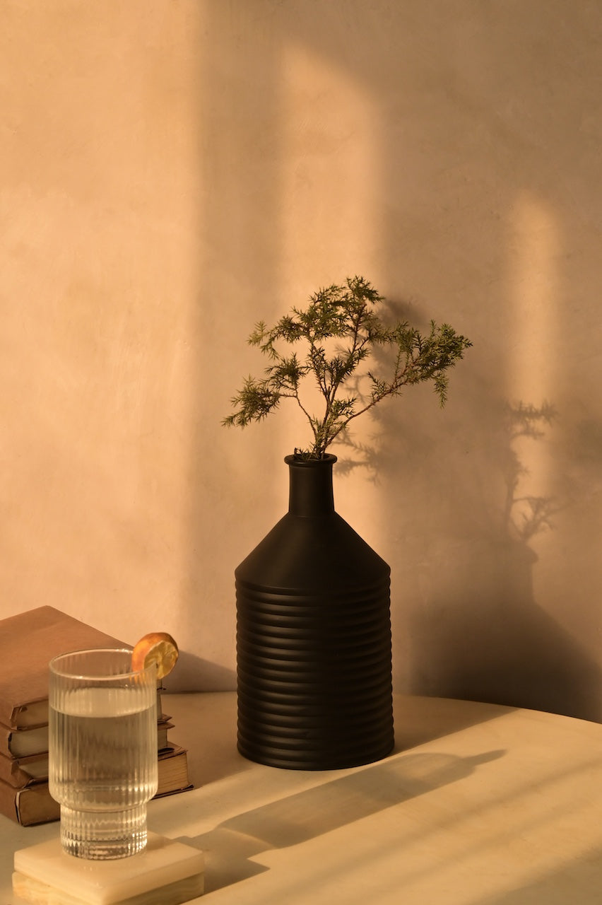 Alba Vase by Nara Livin