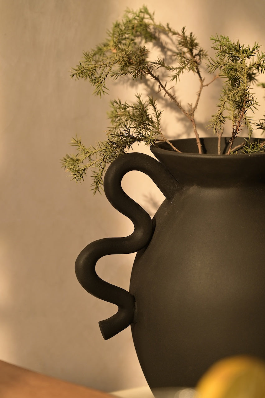Asteria Vase by Nara Livin
