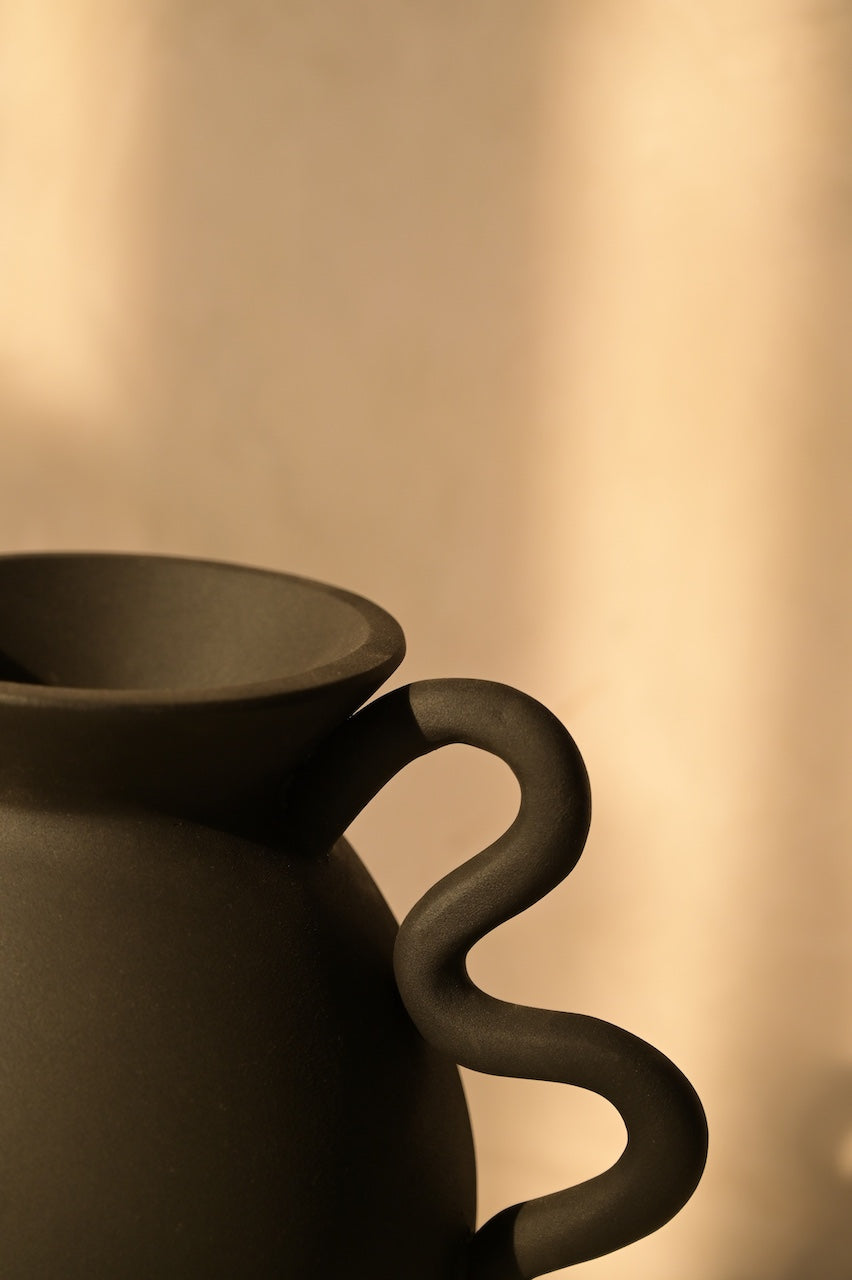 Asteria Vase by Nara Livin