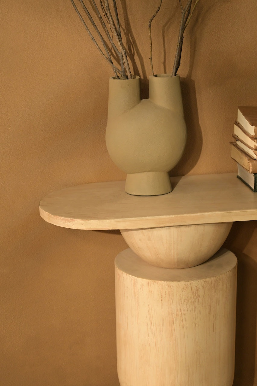 Aurum Console by Nara Livin