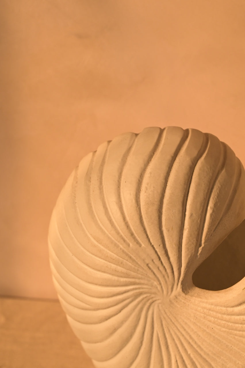 Bryn Vase by Nara Livin