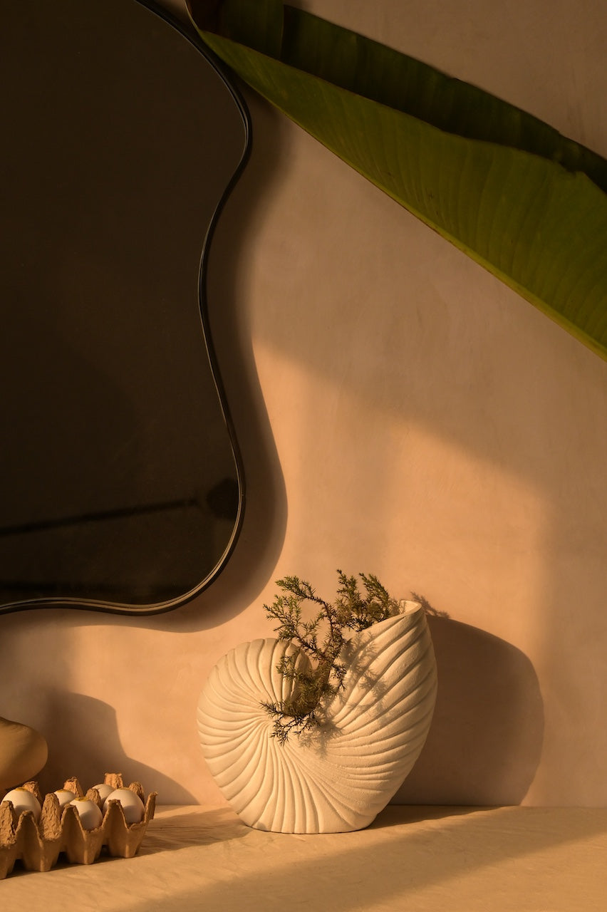Bryn Vase by Nara Livin
