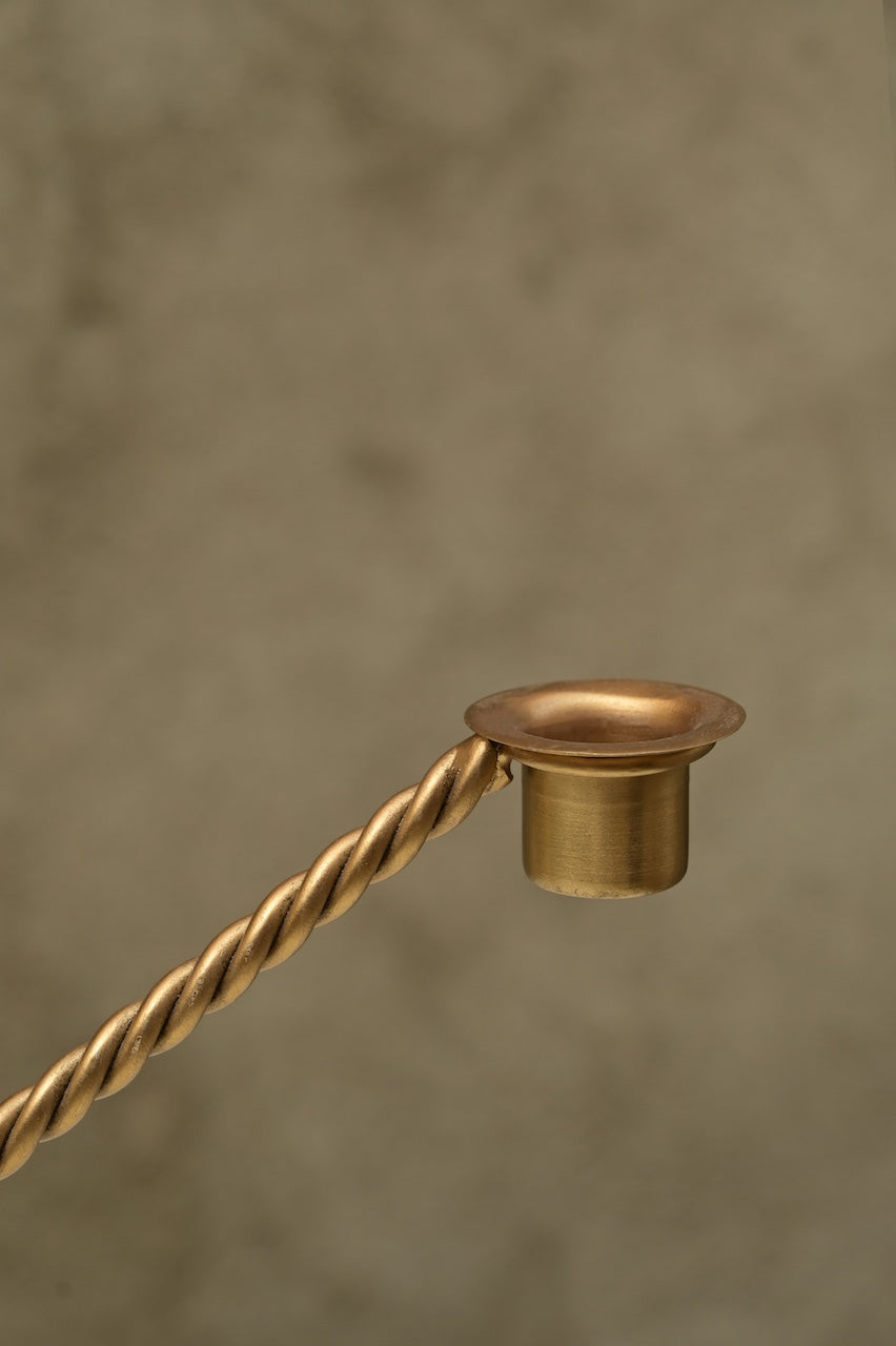 Flint Holder by Nara Livin
