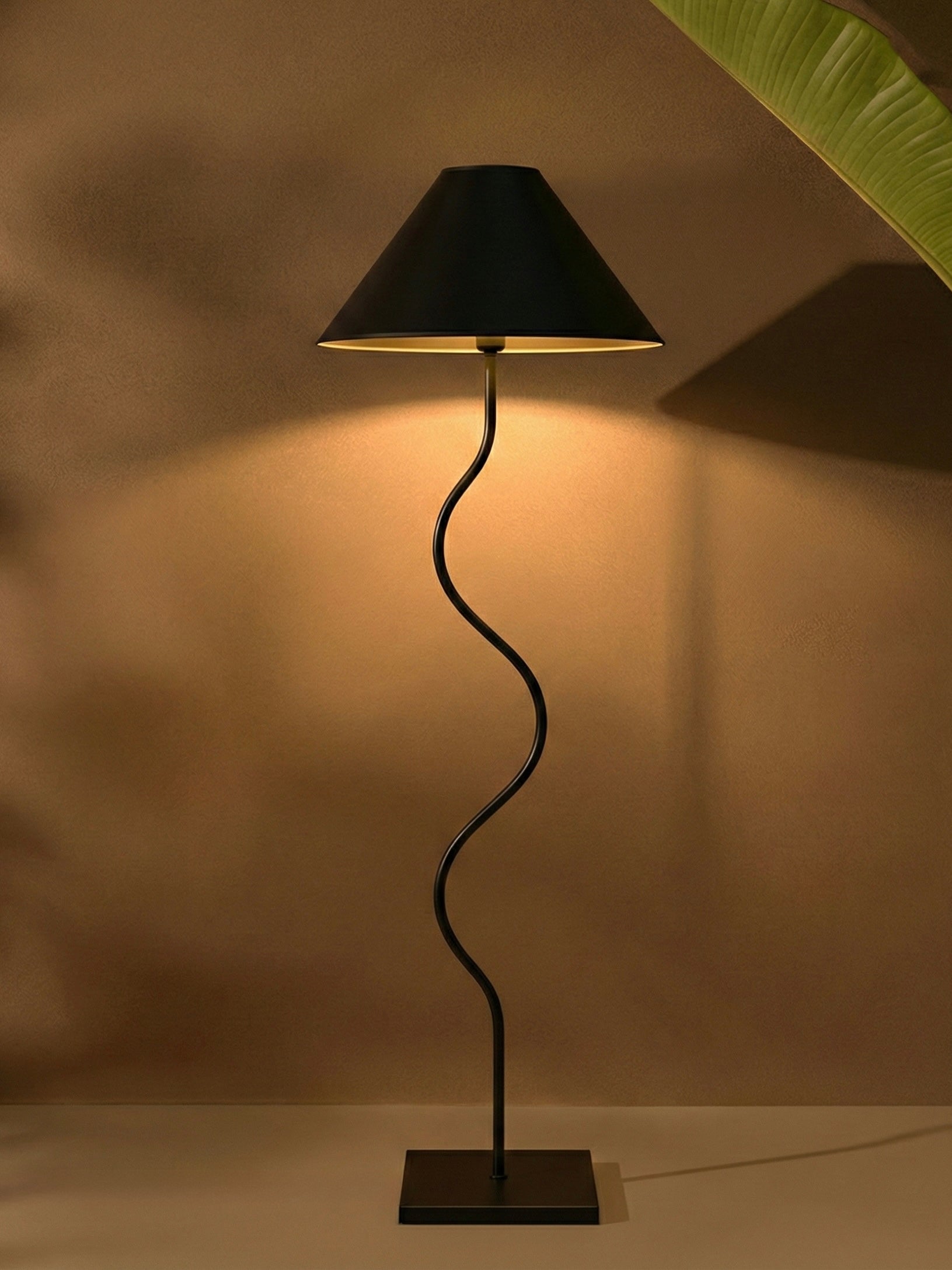 Vire Floor Lamp
