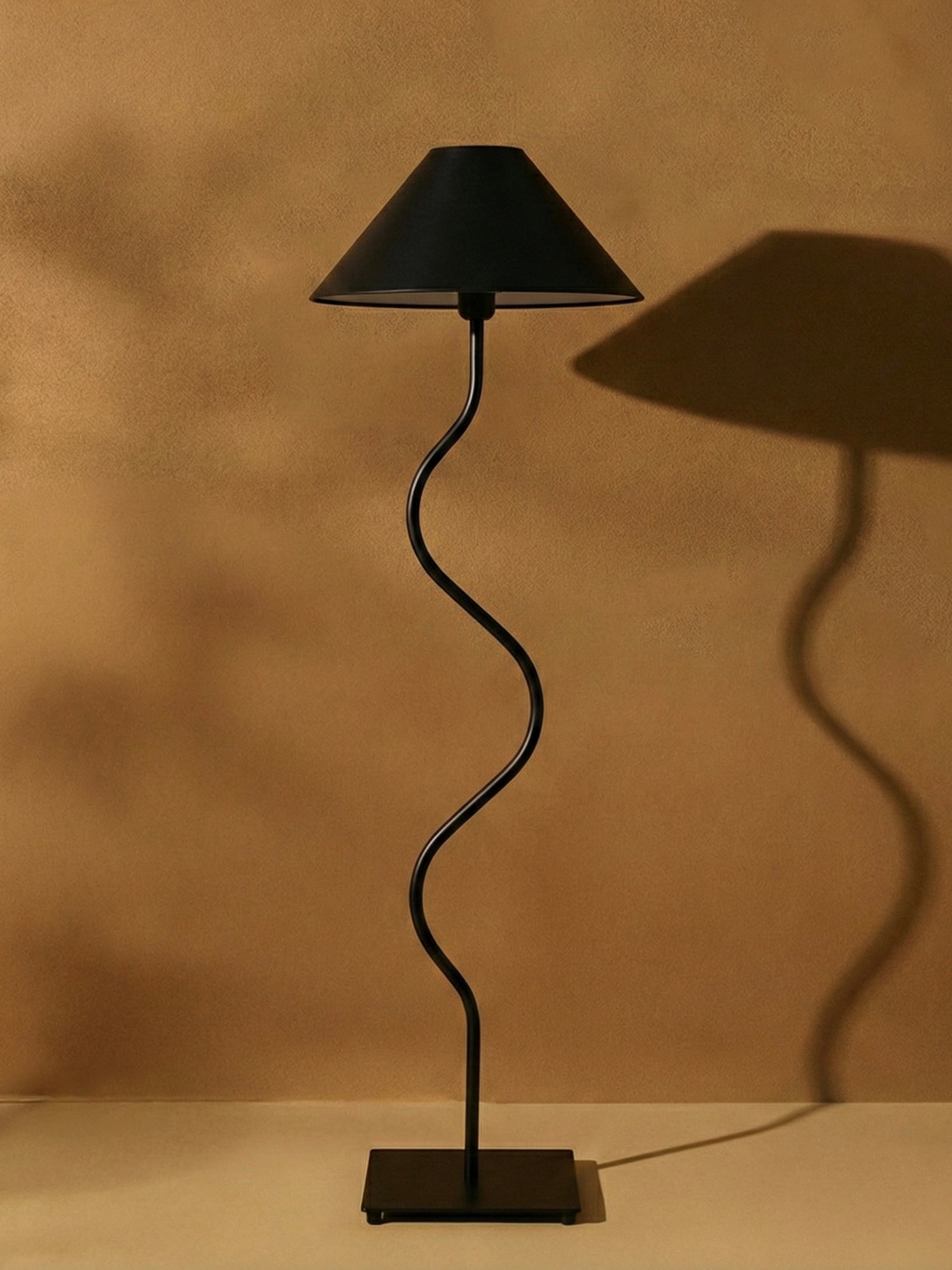 Vire Floor Lamp