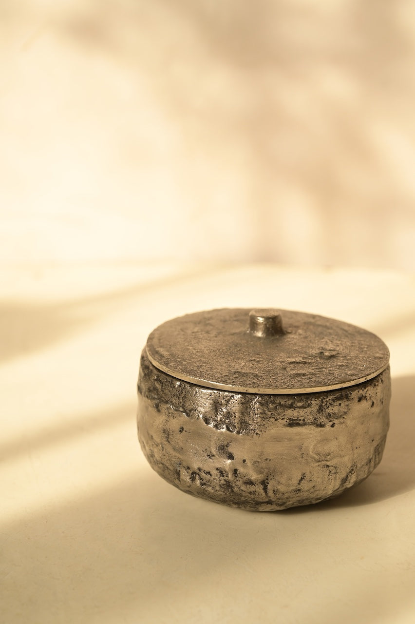 Haze Ashtray by Nara Livin