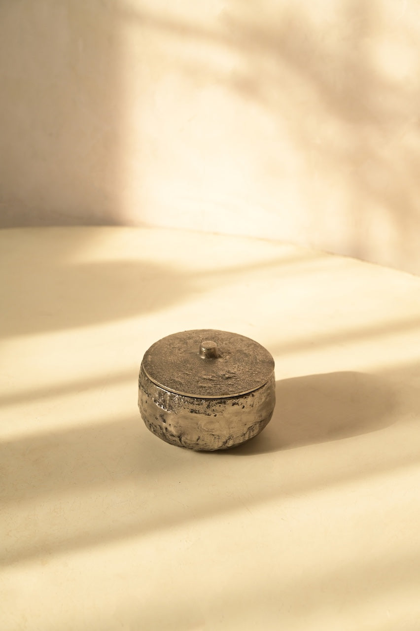 Haze Ashtray by Nara Livin