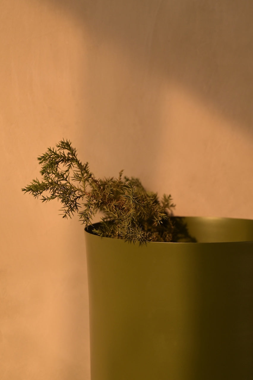 Lino Vase by Nara Livin