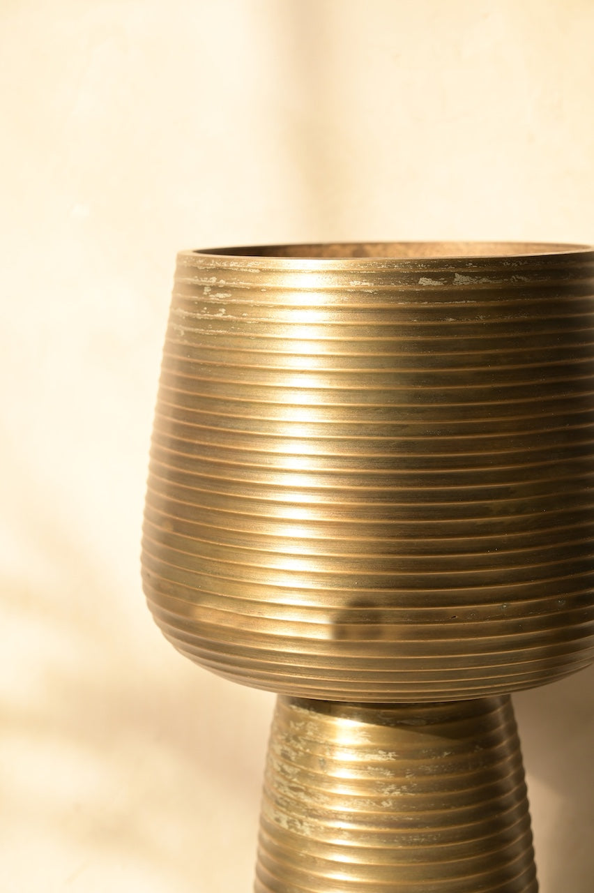 Luzé Portable Lamp by Nara Livin