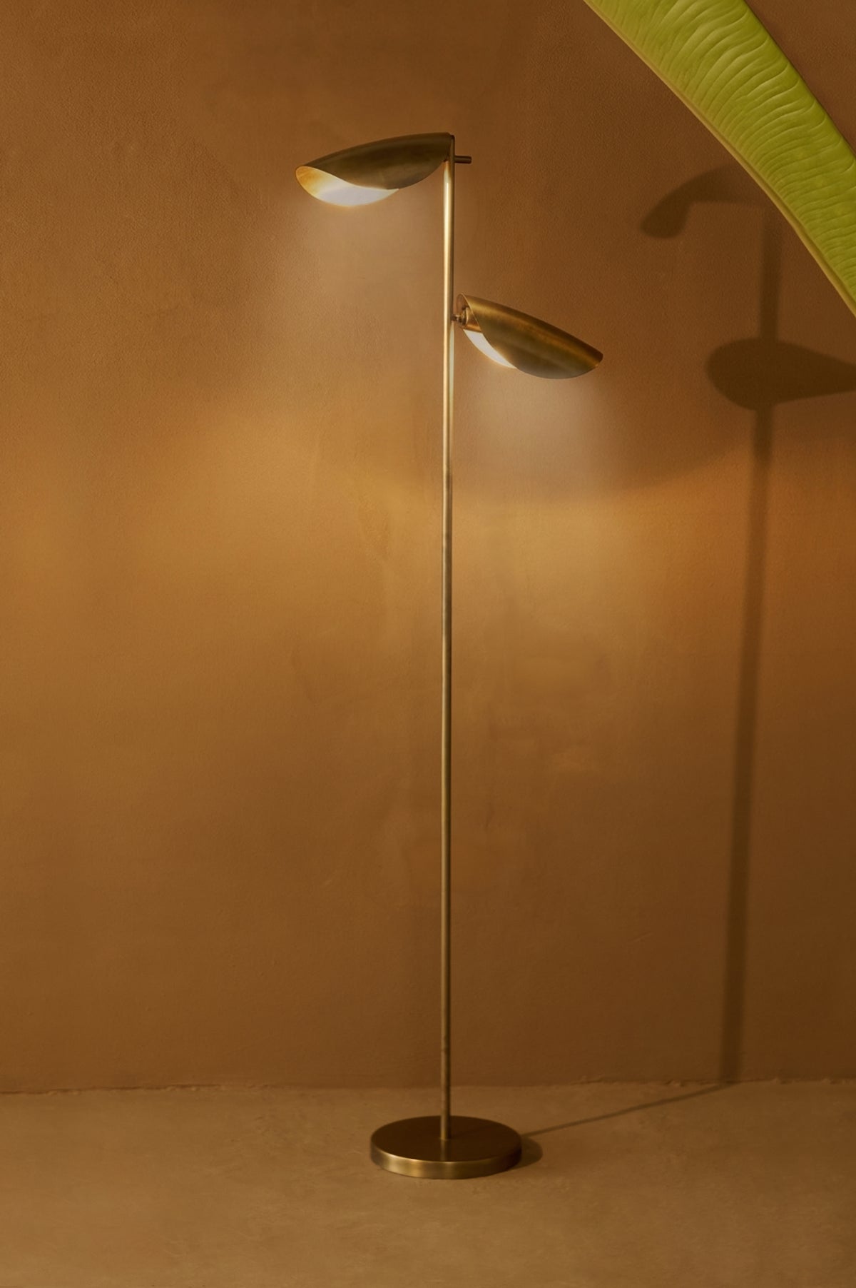 Lior Floor Lamp