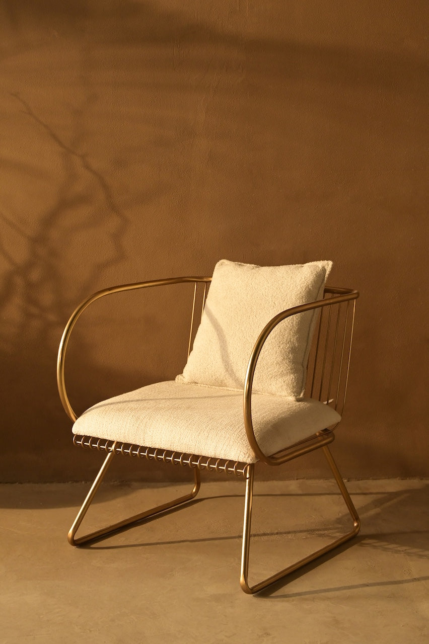 Nuvé Lounger by Nara Livin