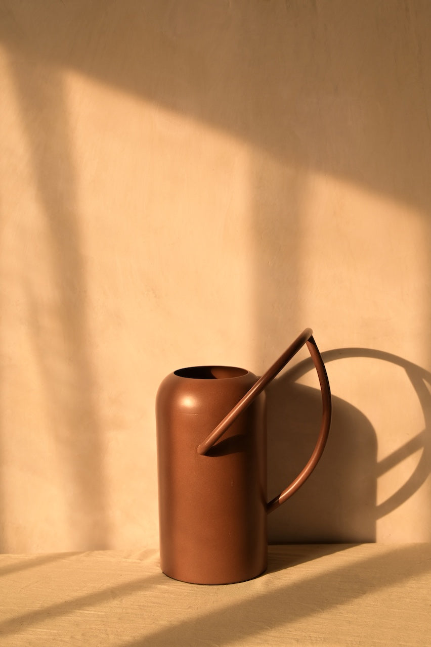 Sable Vase by Nara Livin