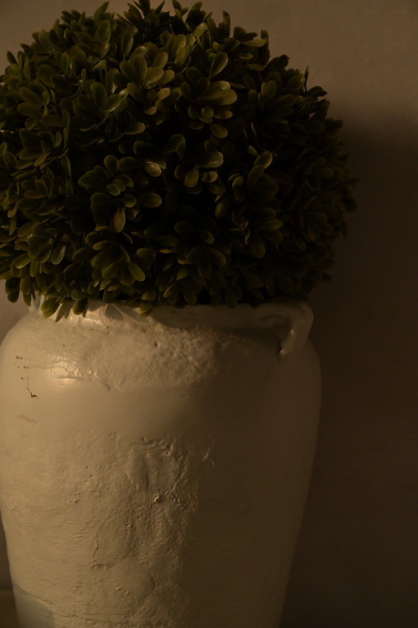 Silas Vase by Nara Livin