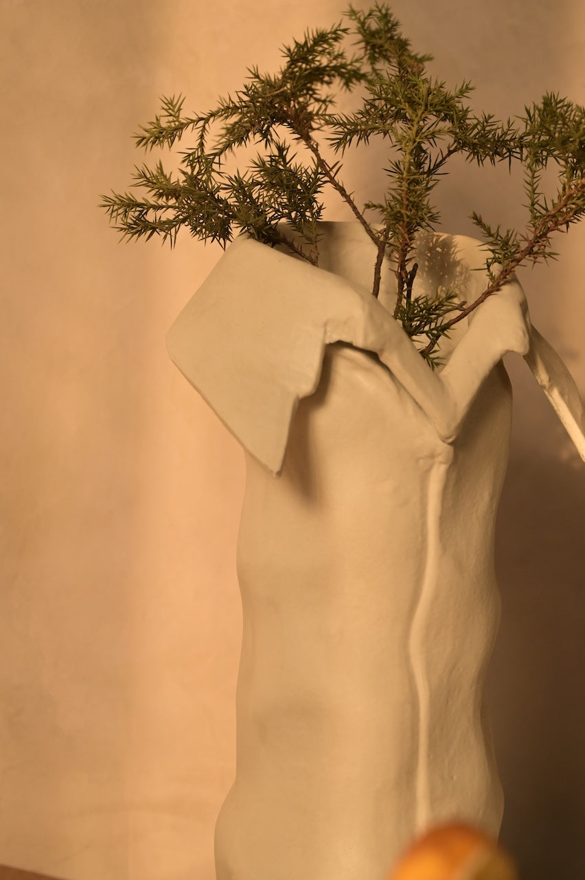 Solis Vase by Nara Livin