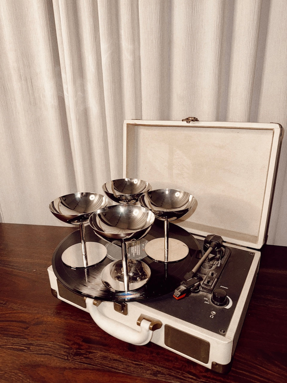 The Swirl Set by Nara Livin