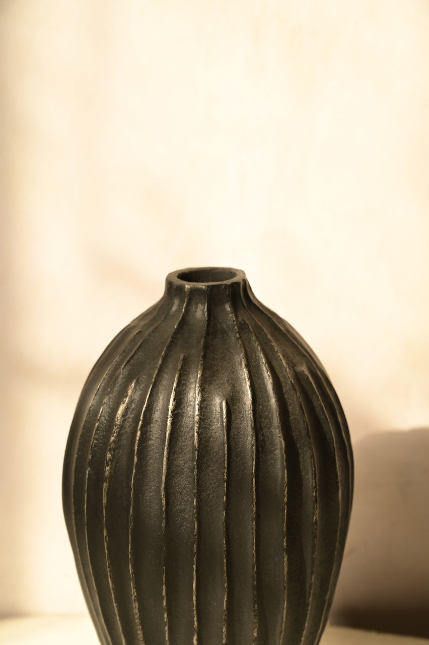 Opus Vase & Toscana Vase by Nara Livin