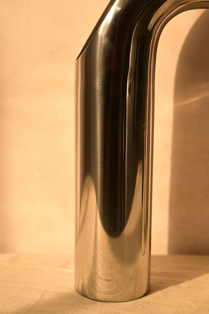 Tova Vase by Nara Livin