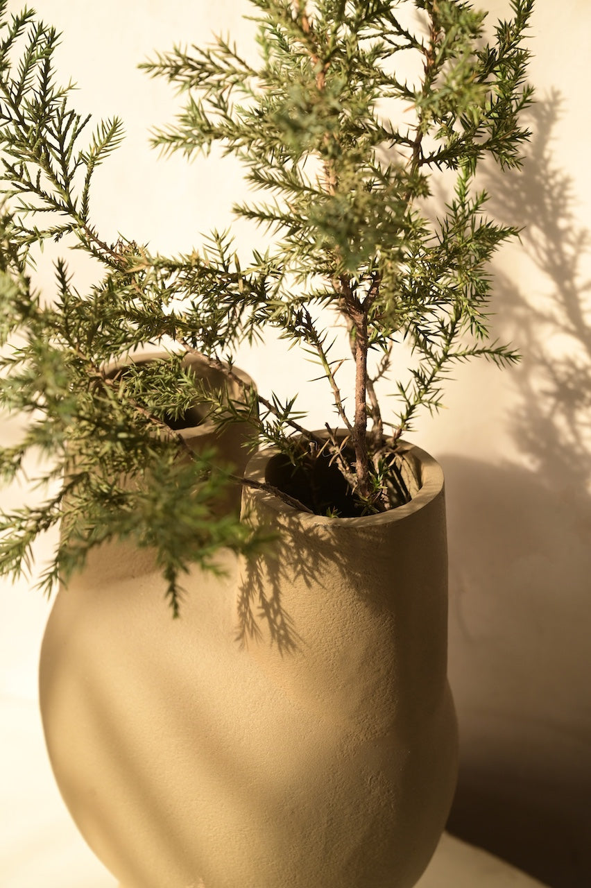 Urn Vase by Nara Livin
