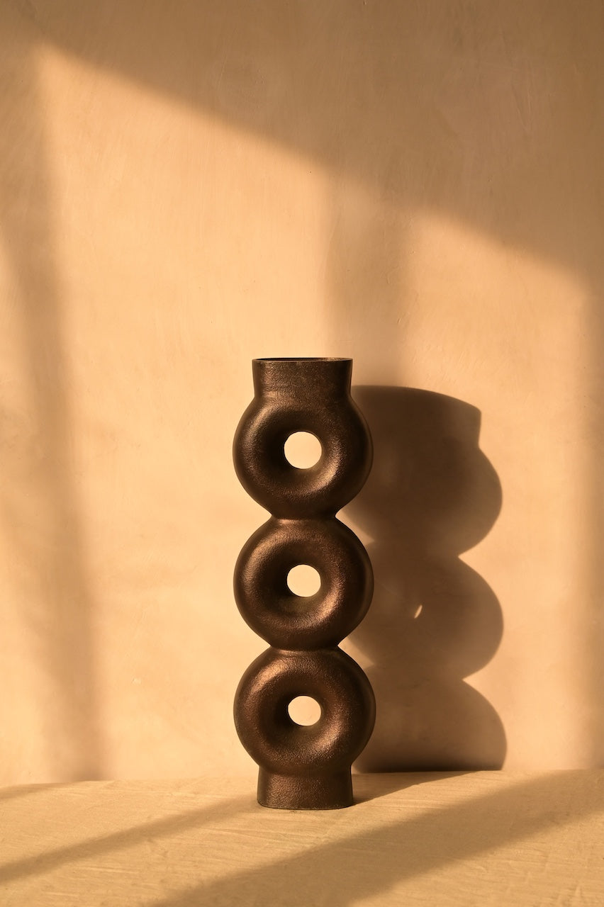 Velar Vase by Nara Livin