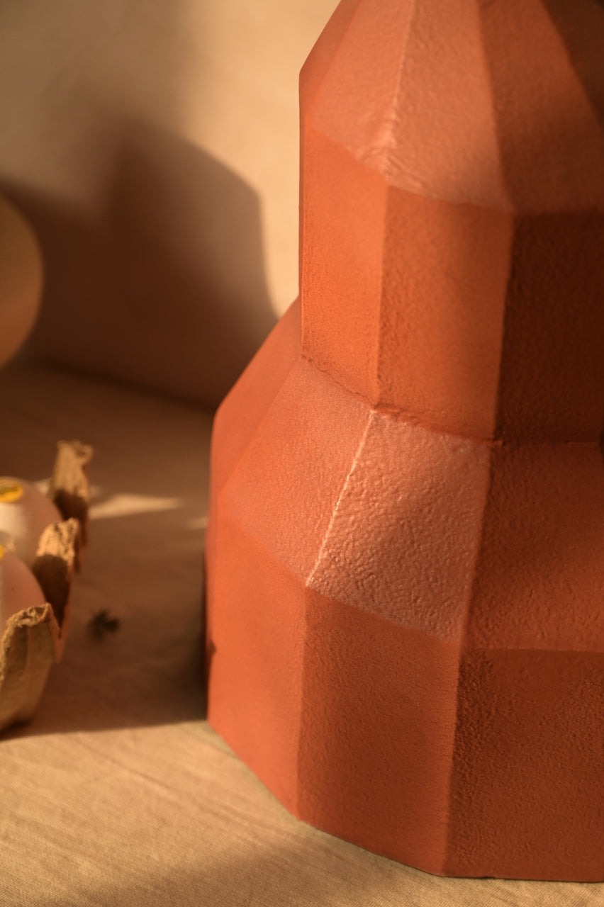 Vetra Vase by Nara Livin