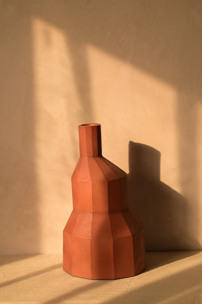 Vetra Vase by Nara Livin