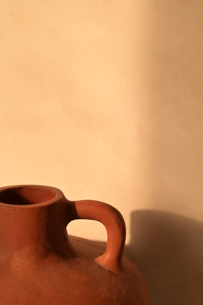 Zephyr Vase by Nara Livin
