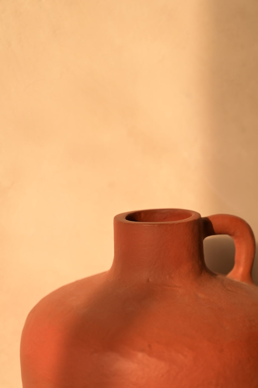 Zephyr Vase by Nara Livin