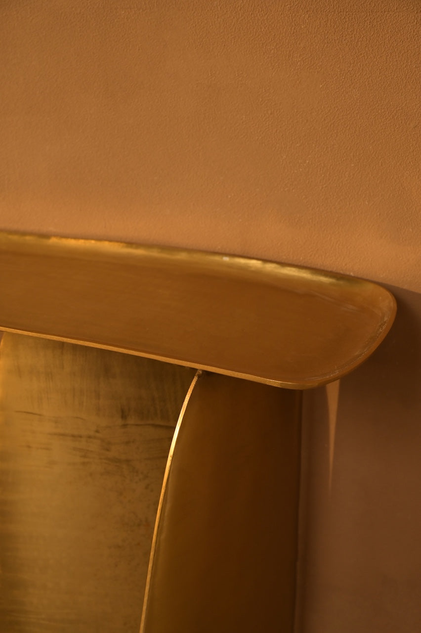 The Stride Console by Nara Livin