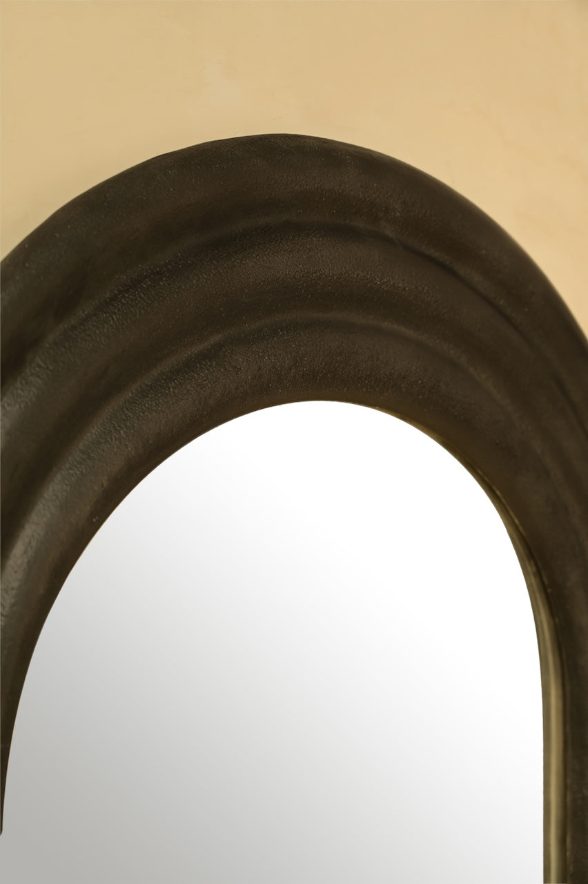 Verta Mirror by Nara Livin
