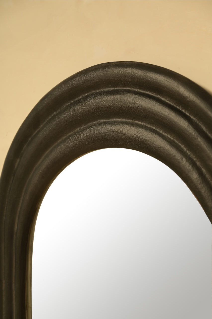 Verta Mirror by Nara Livin