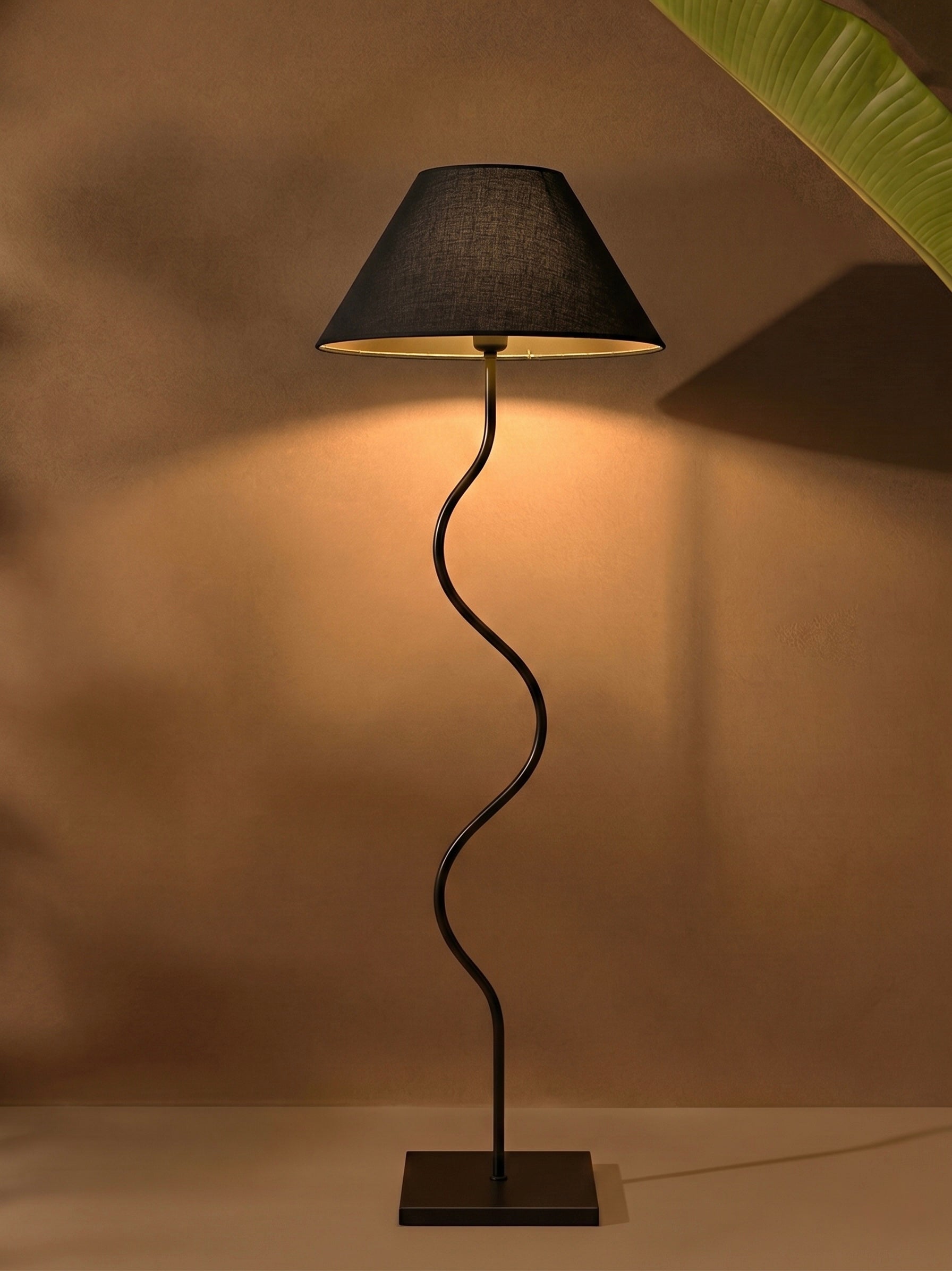 Vire Floor Lamp